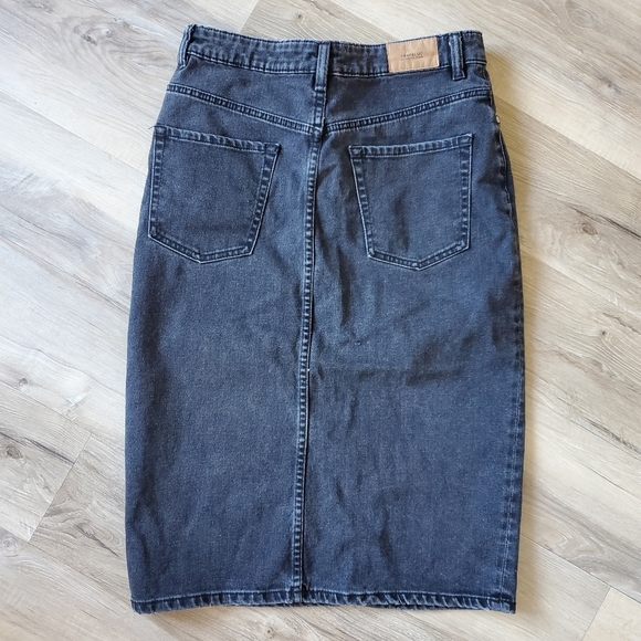 Zara high-waisted denim skirt - Picture 2 of 4
